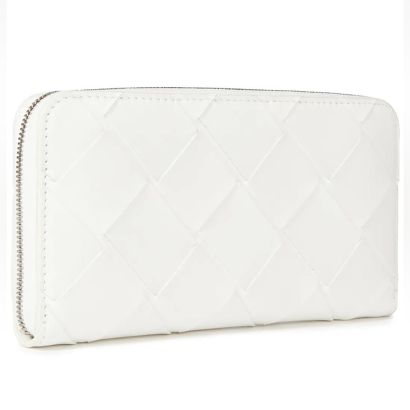 NEW Bottega Venetta White Zip Wallet - Picture 3 of 9